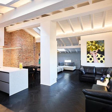 Oberdan Suite Appartamento Nel Cuore Di 볼로냐 외부 사진