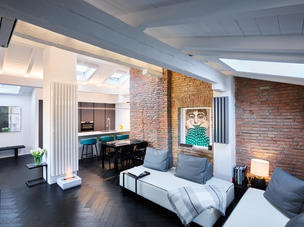 Oberdan Suite Appartamento Nel Cuore Di 볼로냐 외부 사진